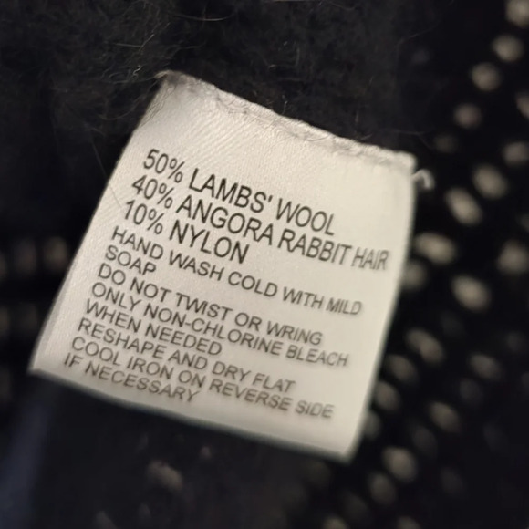 Womyn Lambs Wool & Angora Rabbit Hair Black Knit Sweater Tunic w/ Sequins, EUC! - Picture 8 of 8